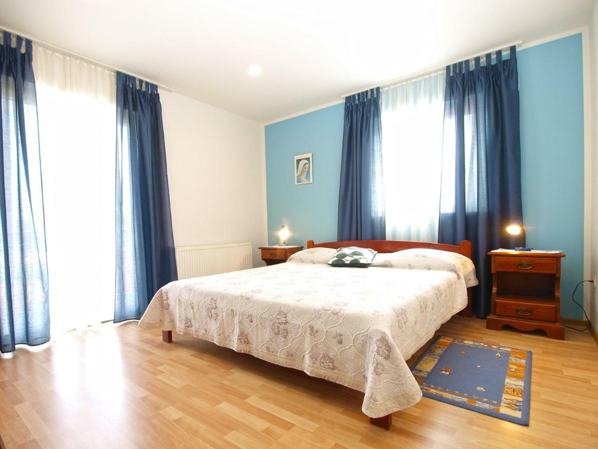 Apartments Dragica 1251 Fažana Exterior foto